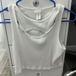 White h&m crop top M